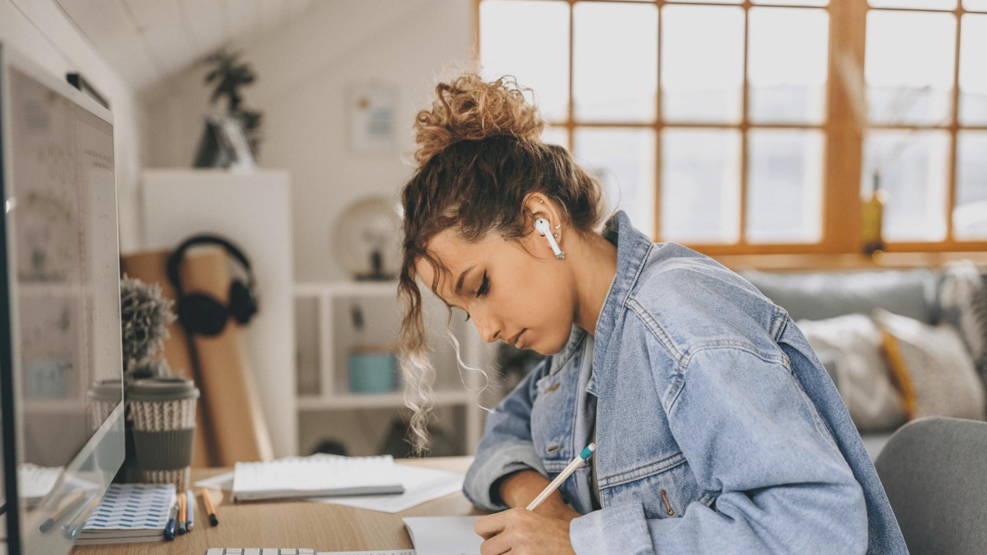 財務分析專業工作環境,展示估值技術應用的實務場景